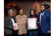 Logo for DasiaVu Books Logo for DasiaVu Books